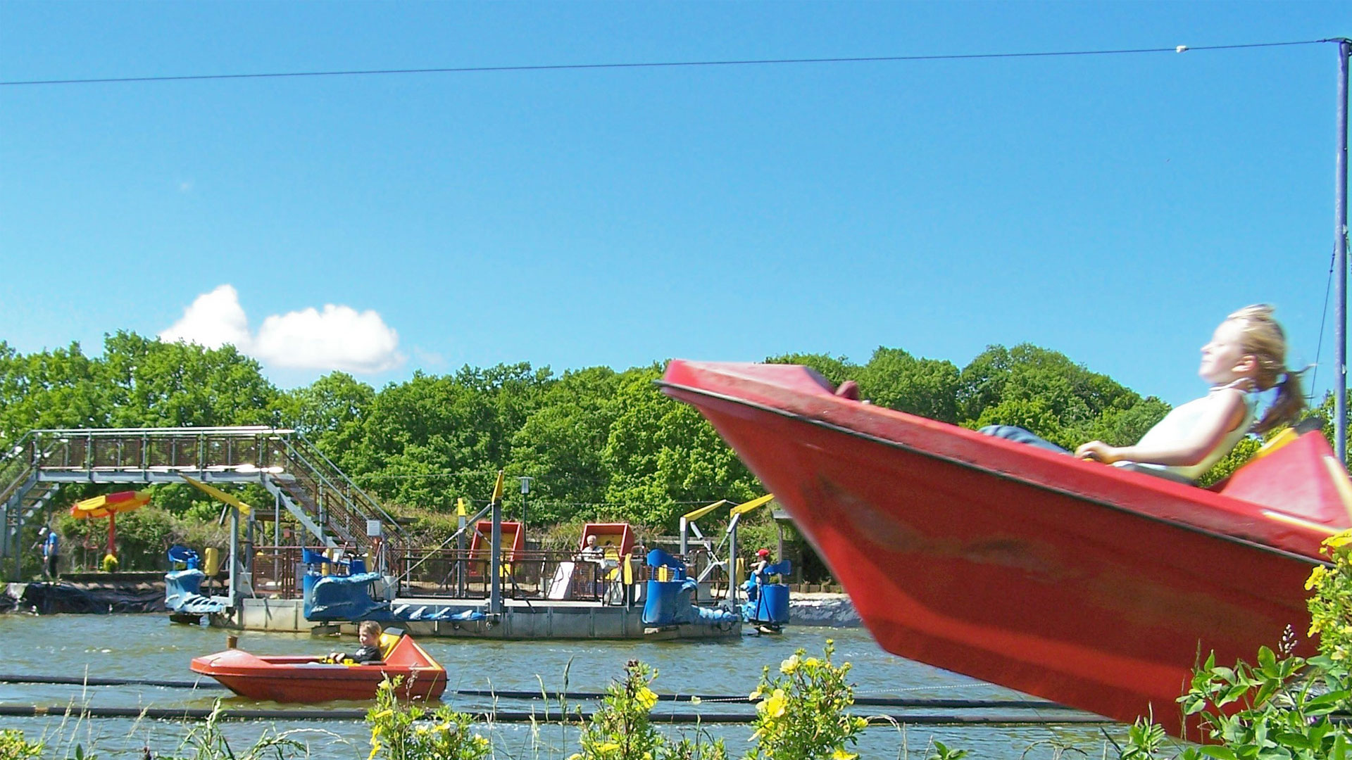 Die Nautic Jets als Attraktion im Rügen Park